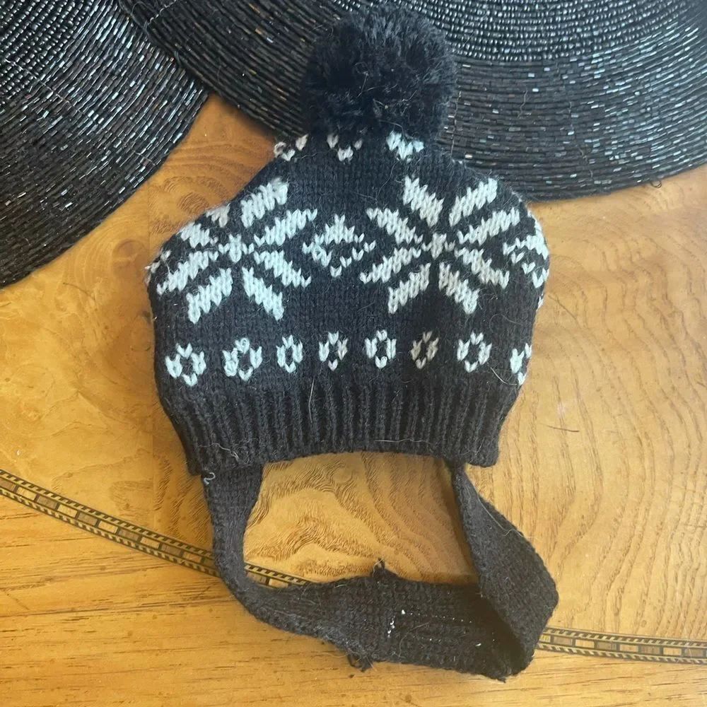 SMALL DOG Winter Hat with PomPom!